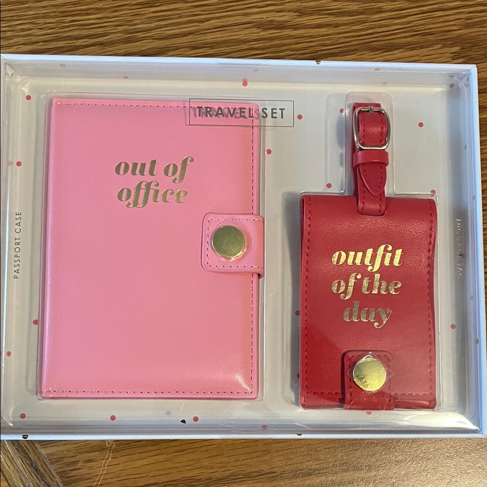 Graphique De France Pink and Red Travel Set